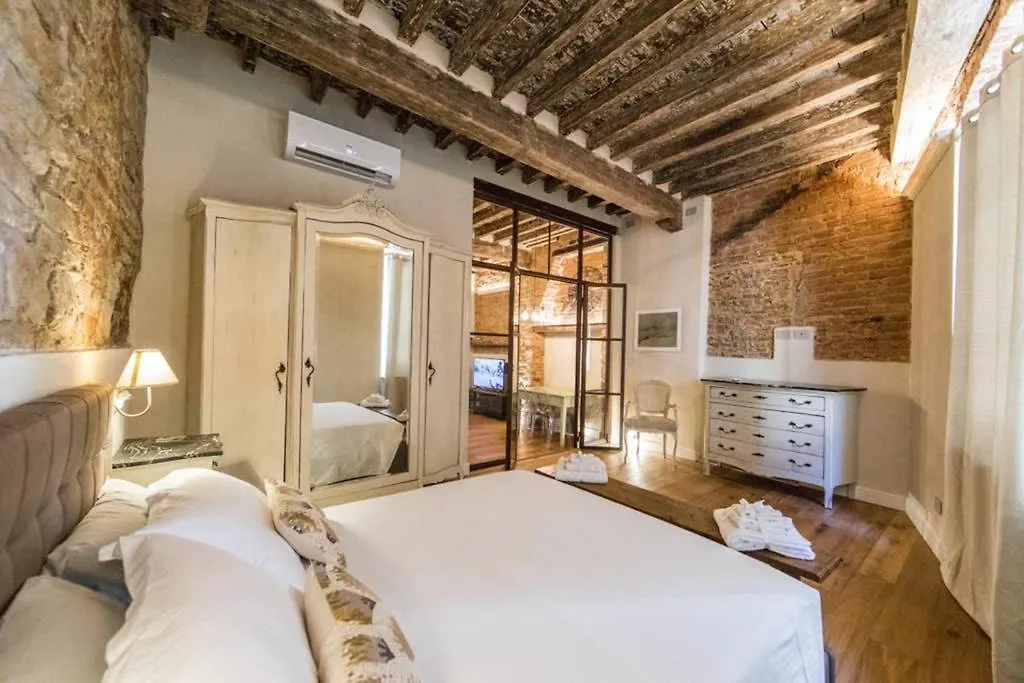 Apartment Irene'S Home San Niccolo Firenze Italy